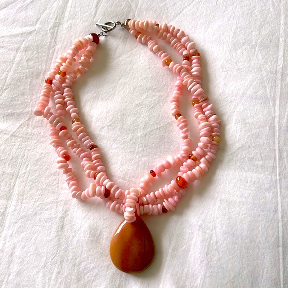 Stone necklace. Three strands. Pink. 17” long. - Picture 1 of 3